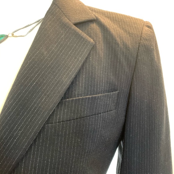 THEORY dark navy blue pinstripe 2 button blazer - Picture 6 of 8